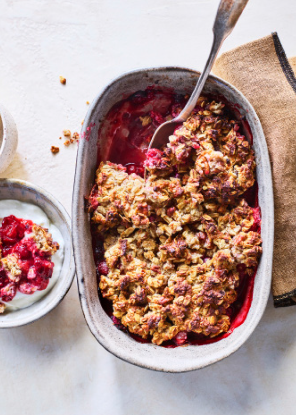 Cobbler met rood fruit
