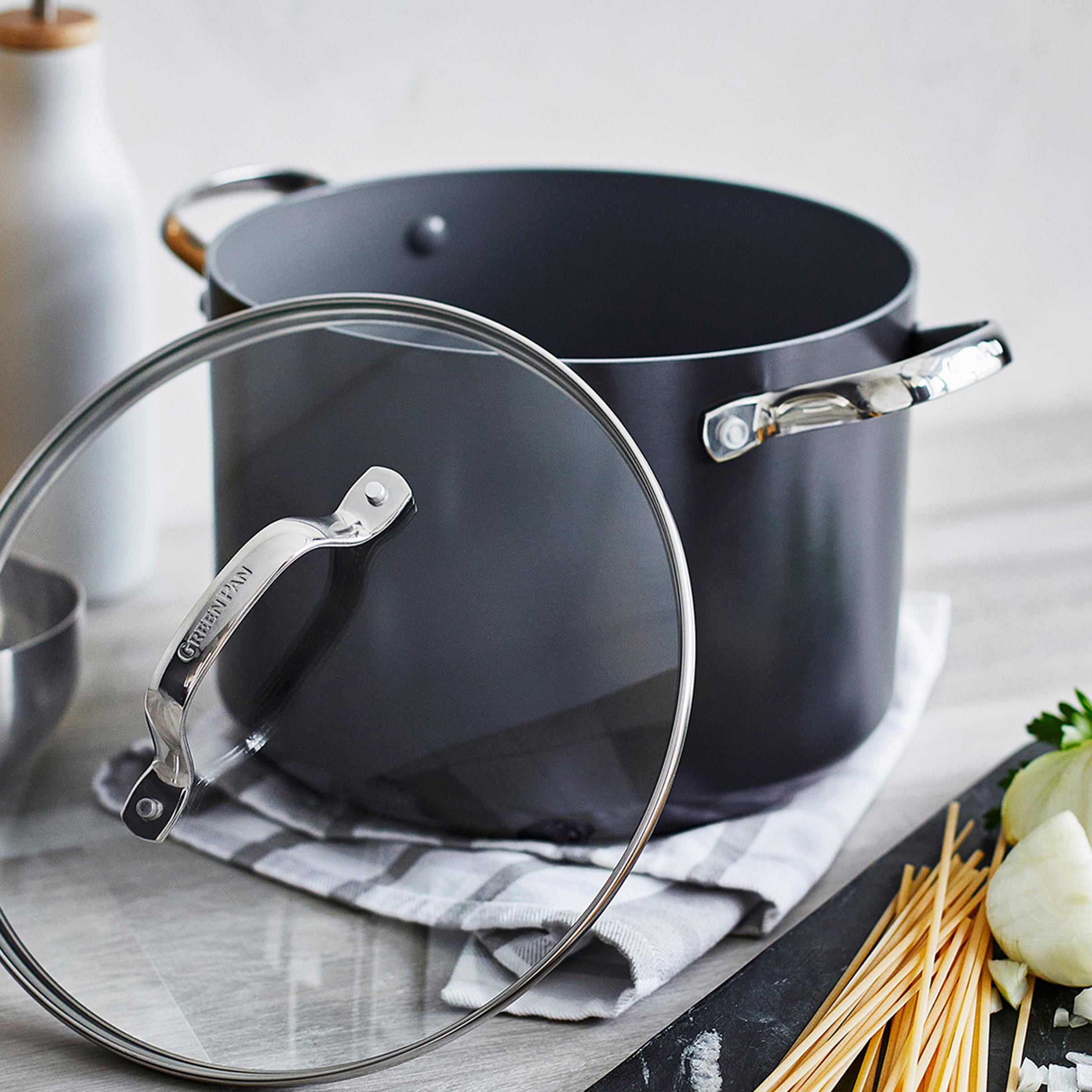 Greenpan Kookpotten Valencia Pro Soeppan  Keramisch inductie pfas-vri vooraanzicht