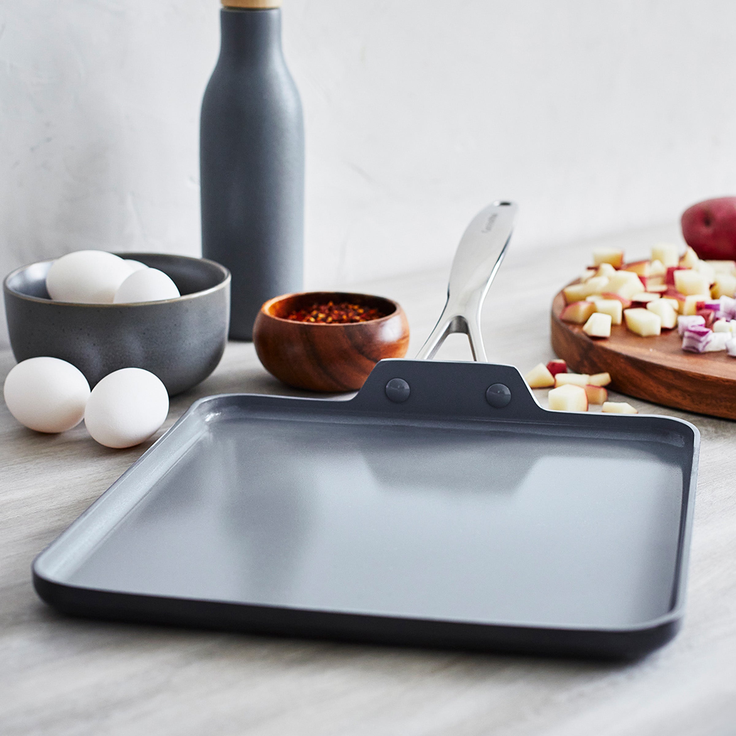 Greenpan Koekenpannen Valencia Pro 28cm Keramisch inductie pfas-vri zijaanzicht