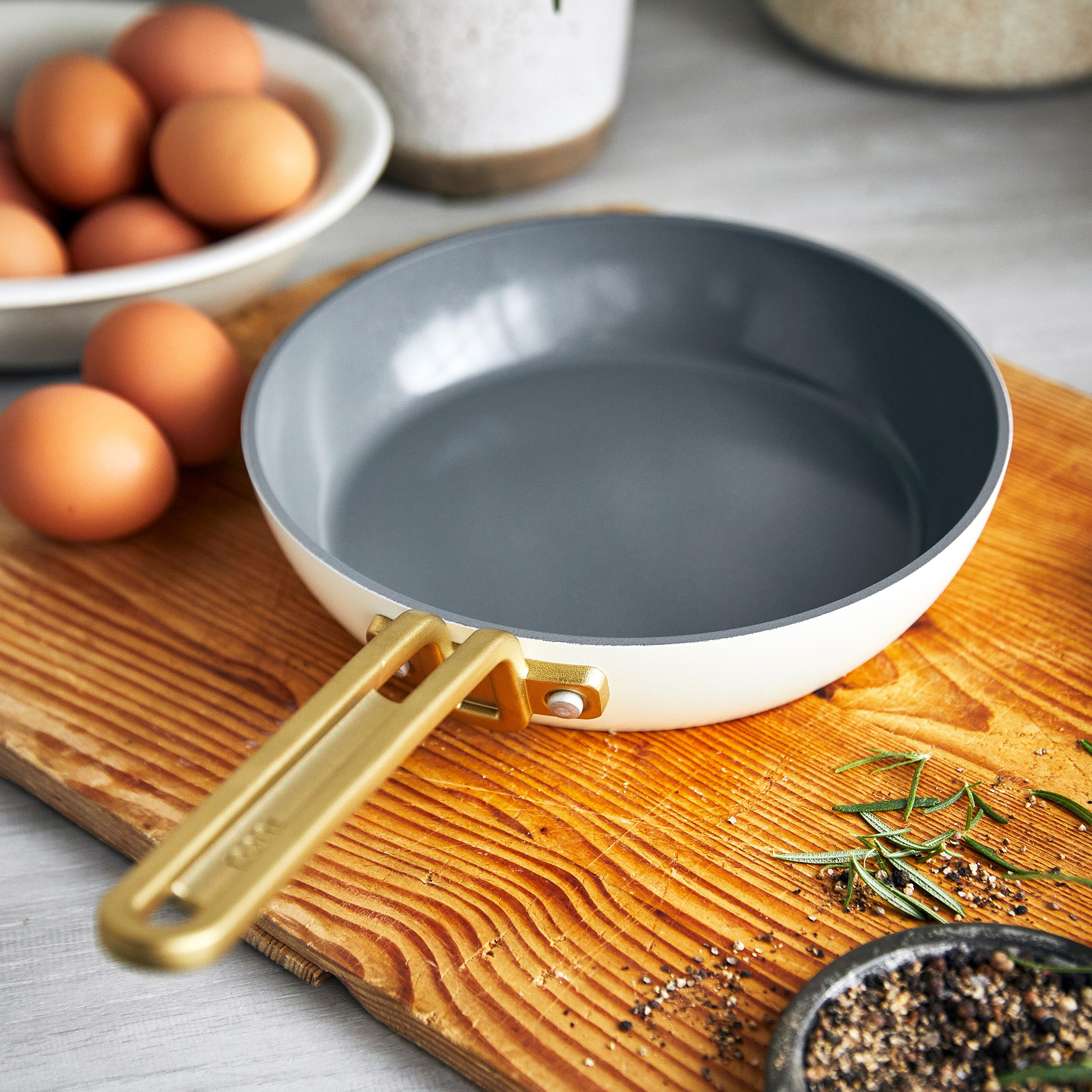 Poêle à frire antiadhésive en céramique GreenPan™ Stanley Tucci™ 20 cm, blanc Carrare