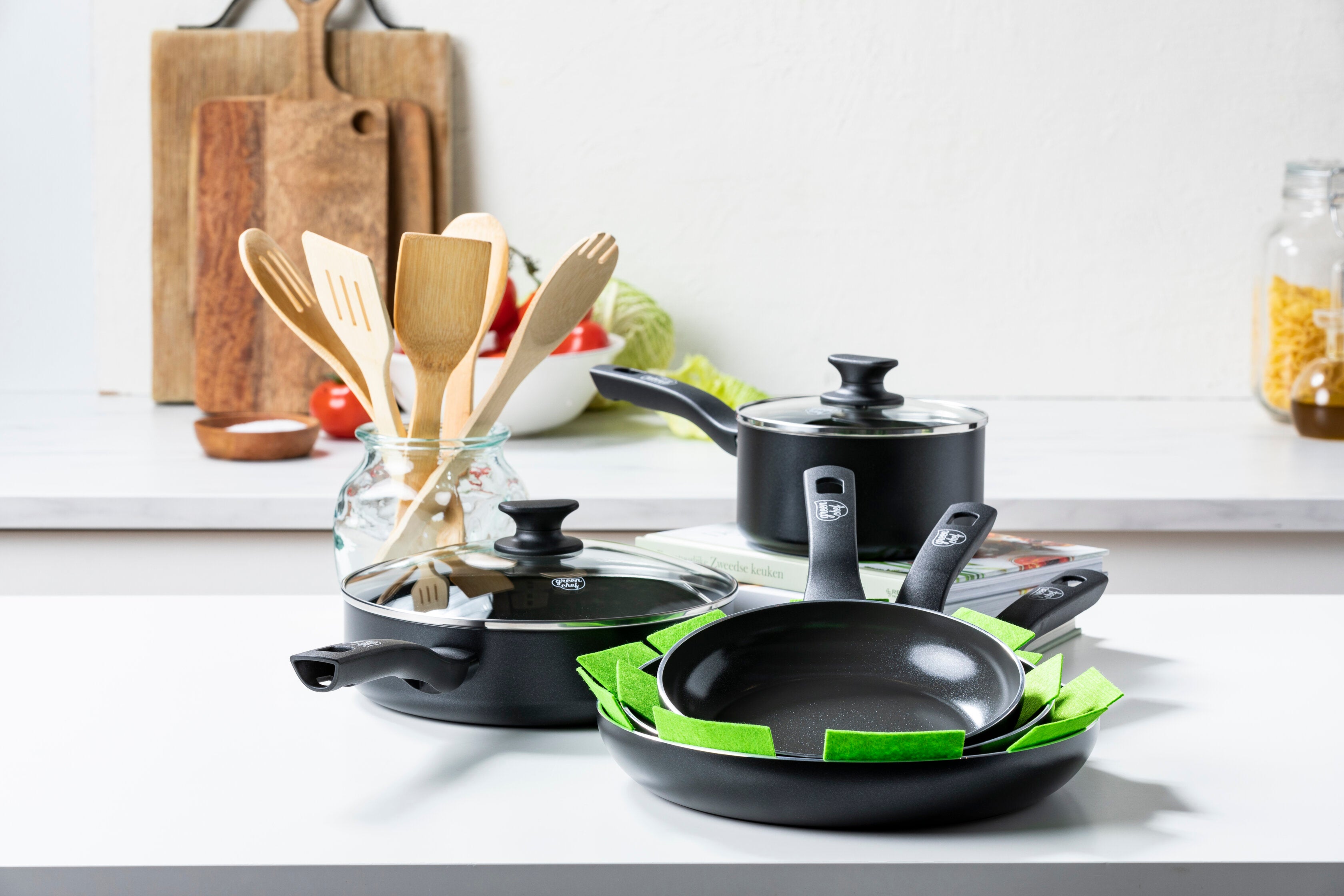 Ensemble de 14 pièces noir pur