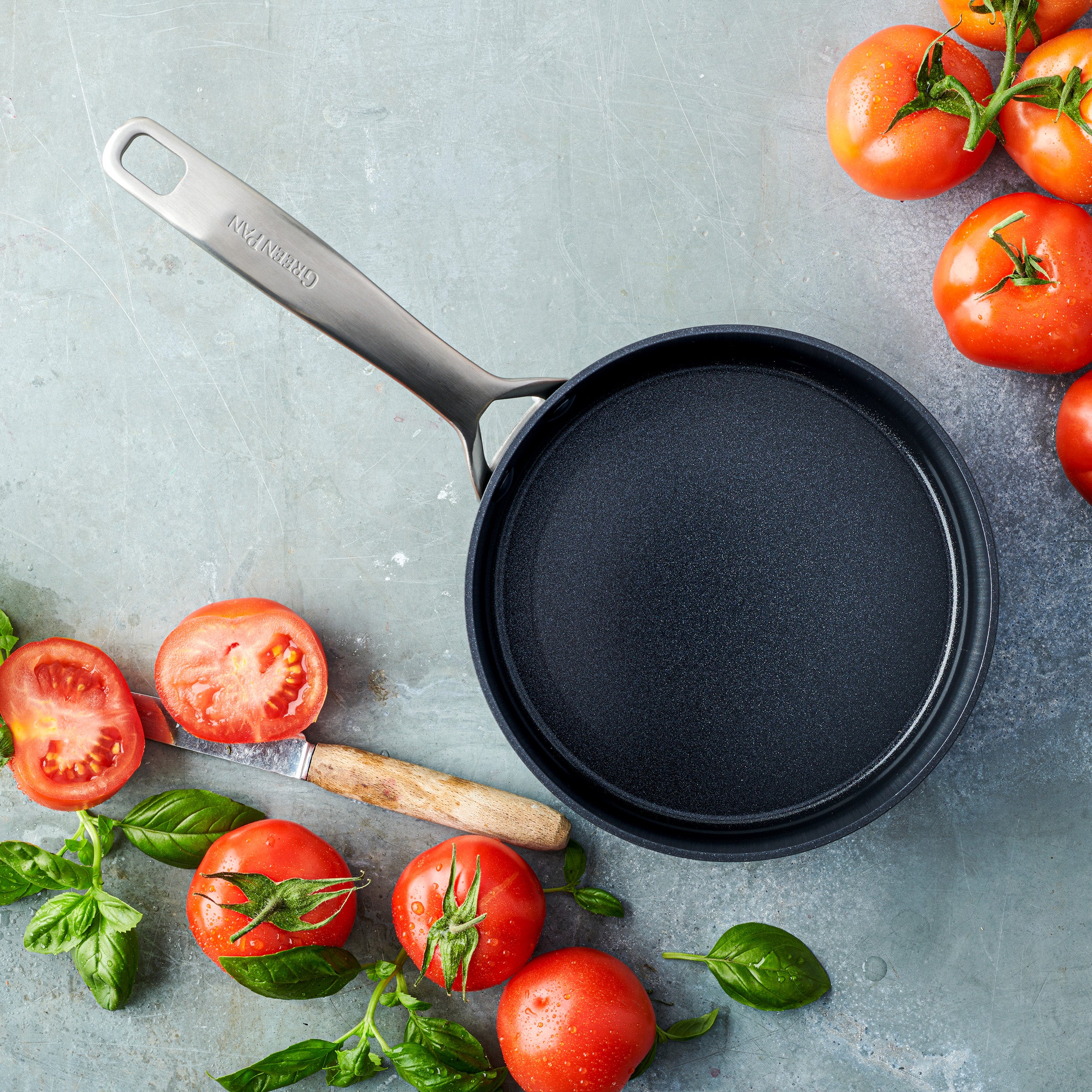 Copenhagen Braadpan 20cm zwart tomaten