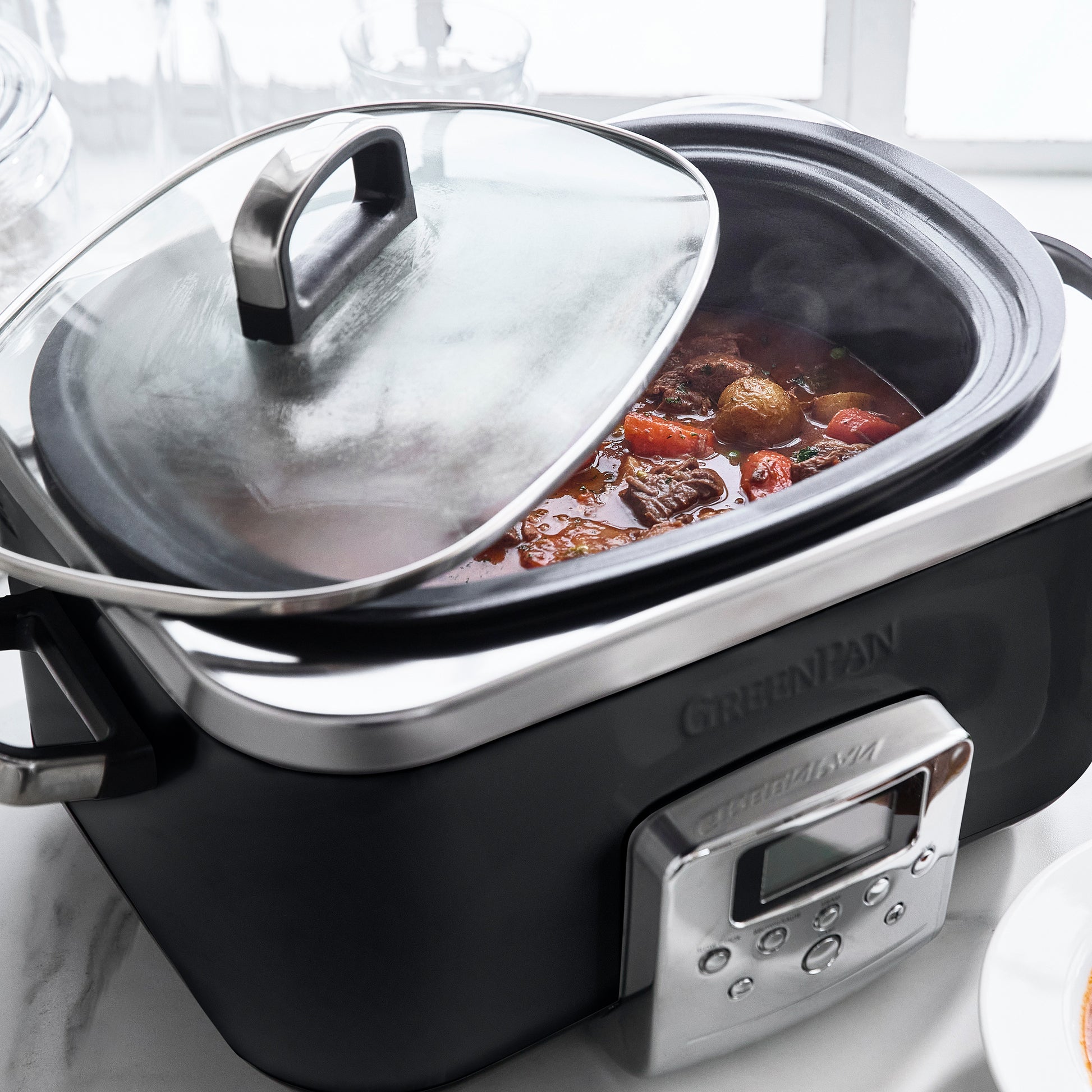 Slowcooker Black 6L met eten