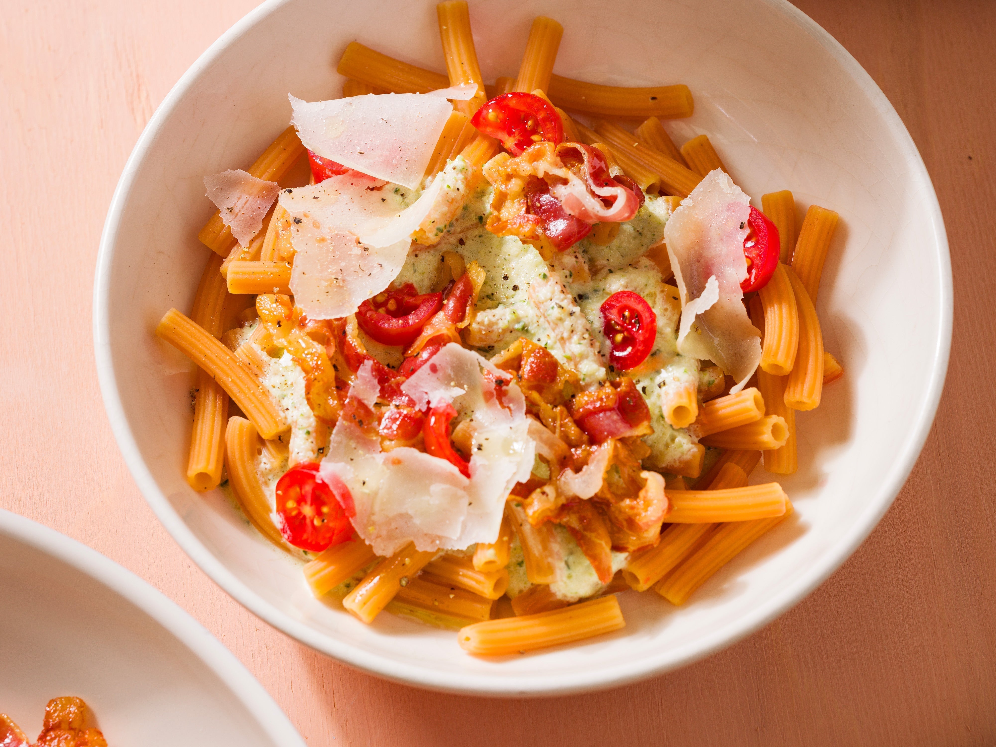 Pasta met courgettensaus en pancetta