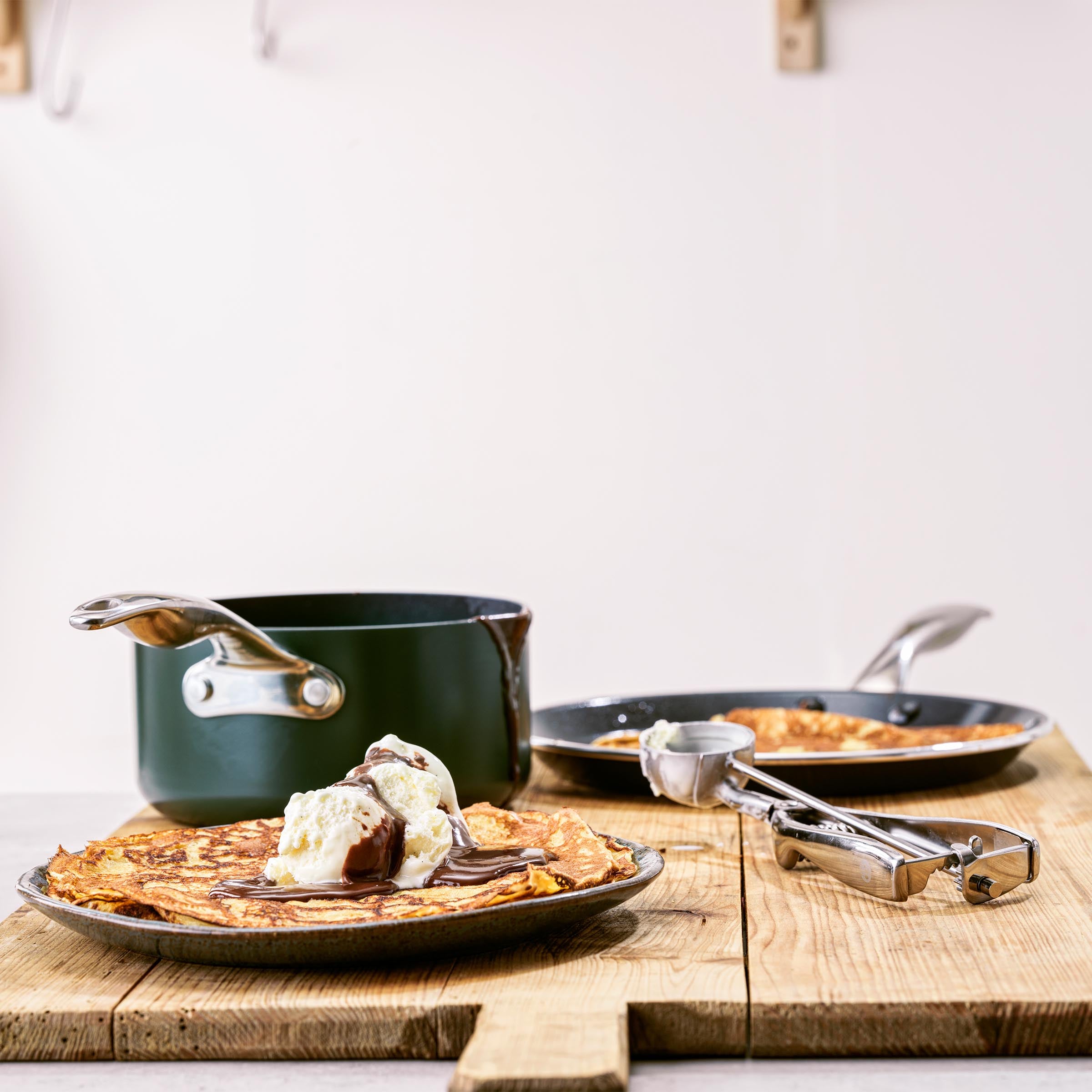 Dagelijkse kost pannenkoekenpan 24cm groen pannenkoeken met ijs