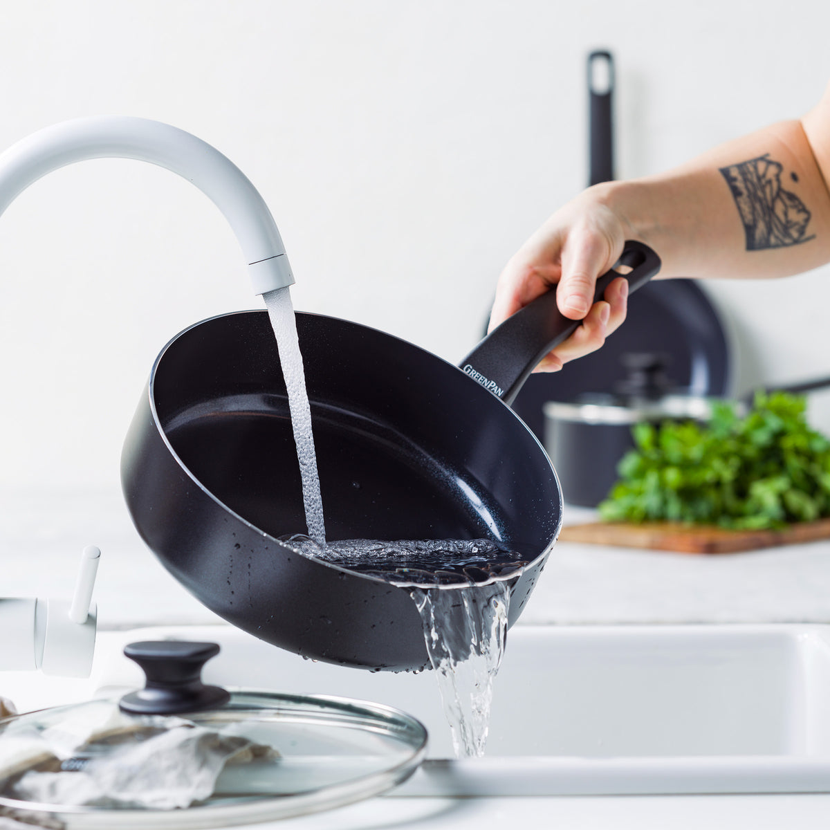 Essence Stoofpan 24 cm