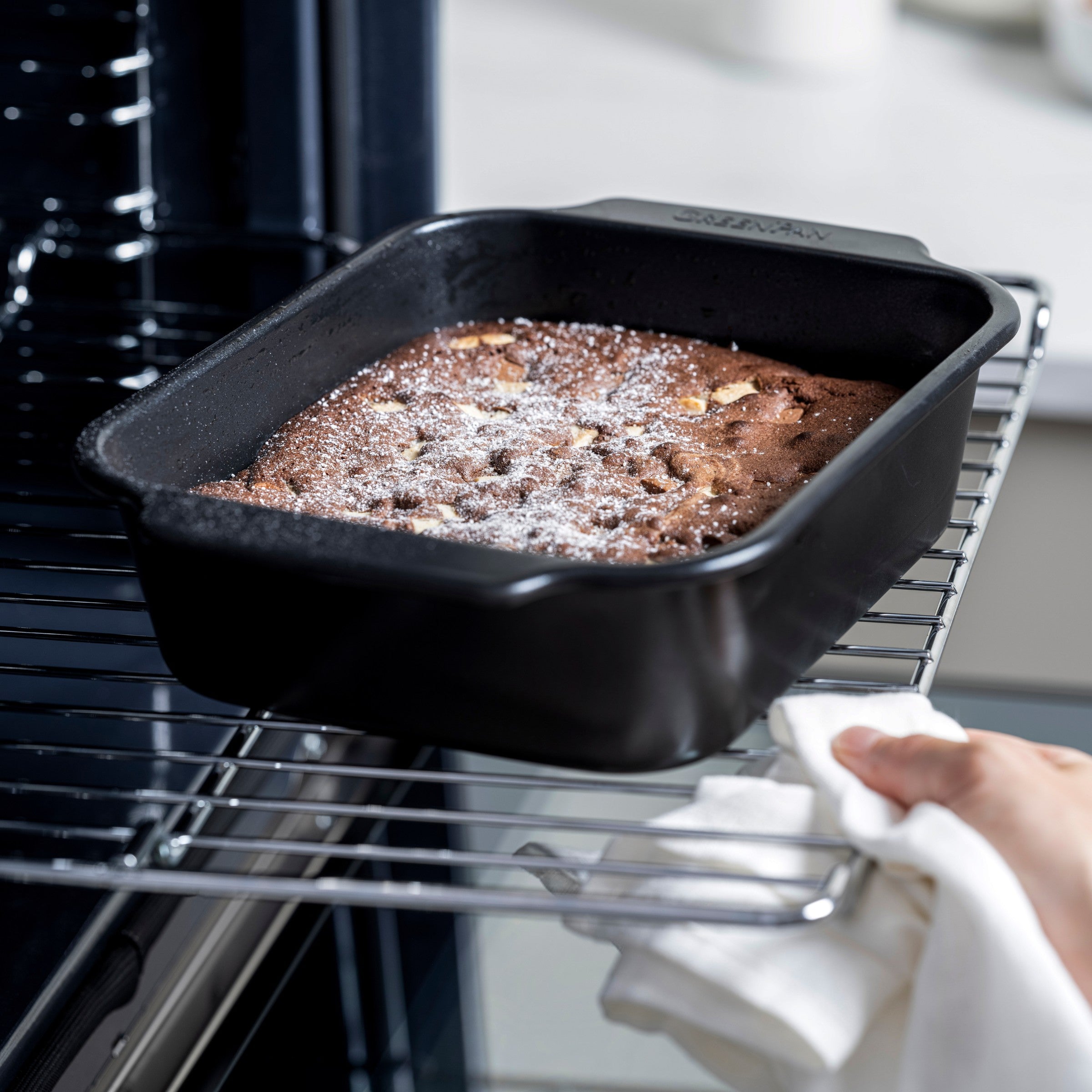 Bistro brownie pan 22.5cm x 18.5cm