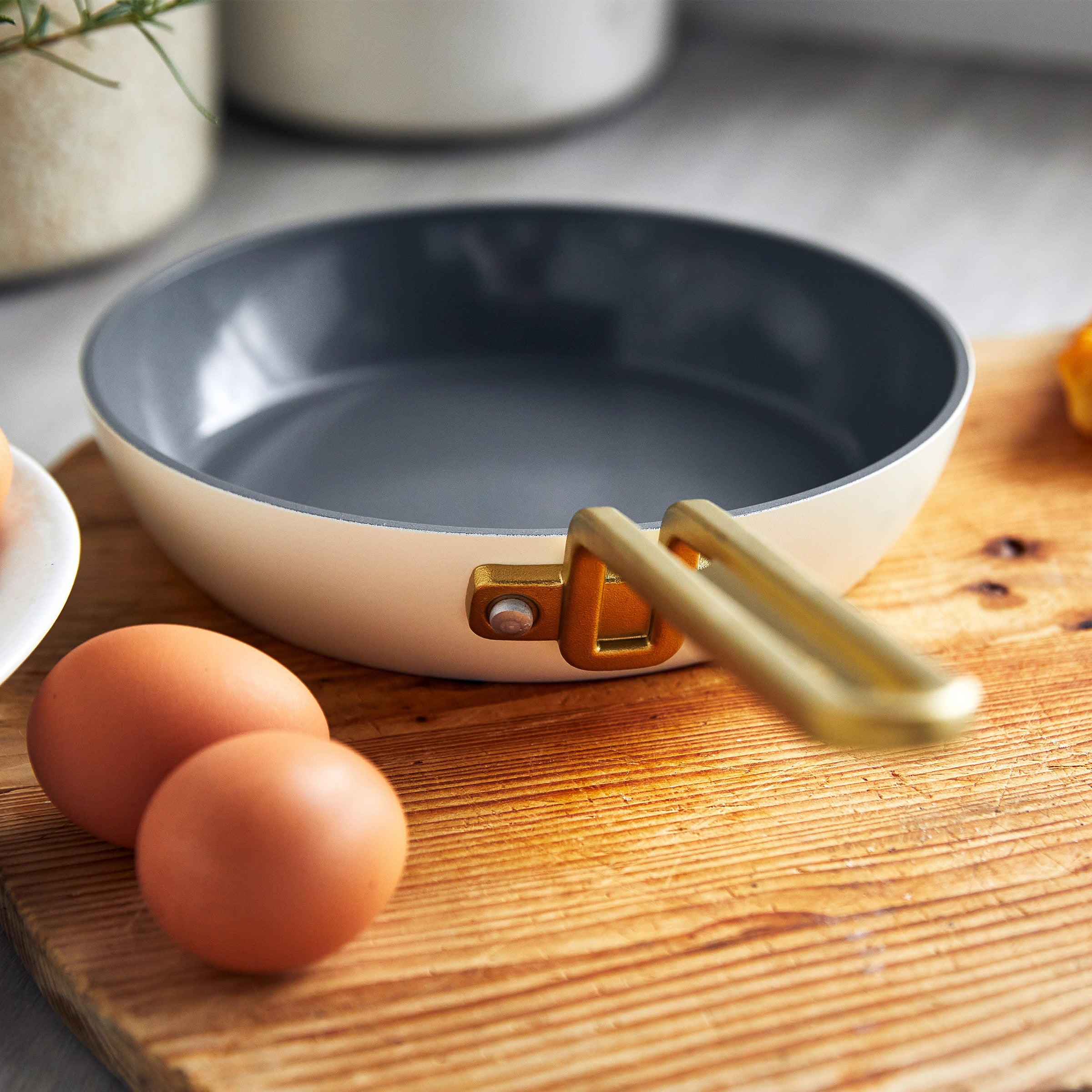GreenPan™ Stanley Tucci™ Ceramic Nonstick 20cm Frypan, Carrara White