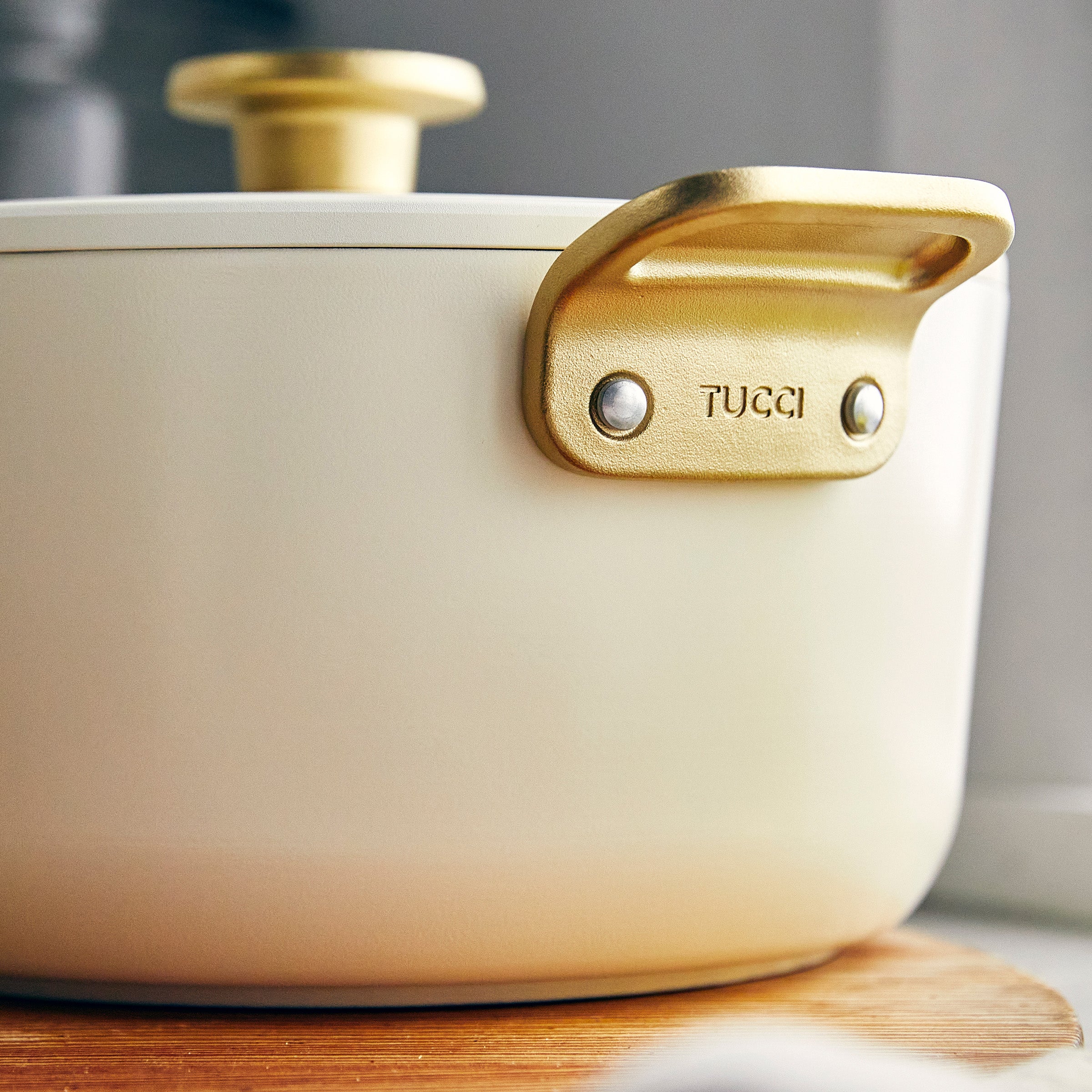 Cocotte en céramique antiadhésive GreenPan™ Stanley Tucci™ 26 cm/6,5 L, blanc de Carrare