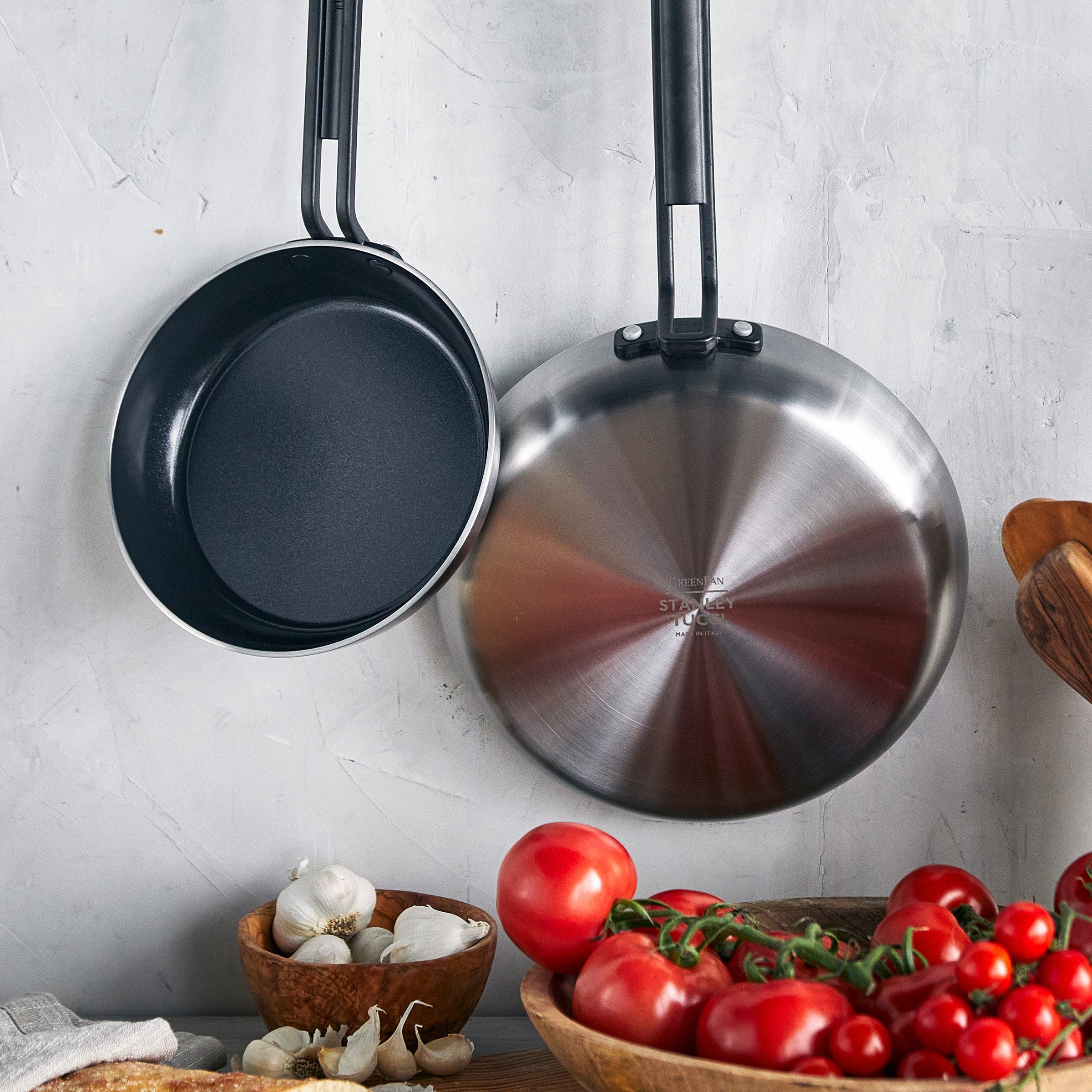 Batterie de cuisine antiadhésive en acier inoxydable et céramique GreenPan™ Stanley Tucci™, 11 pièces