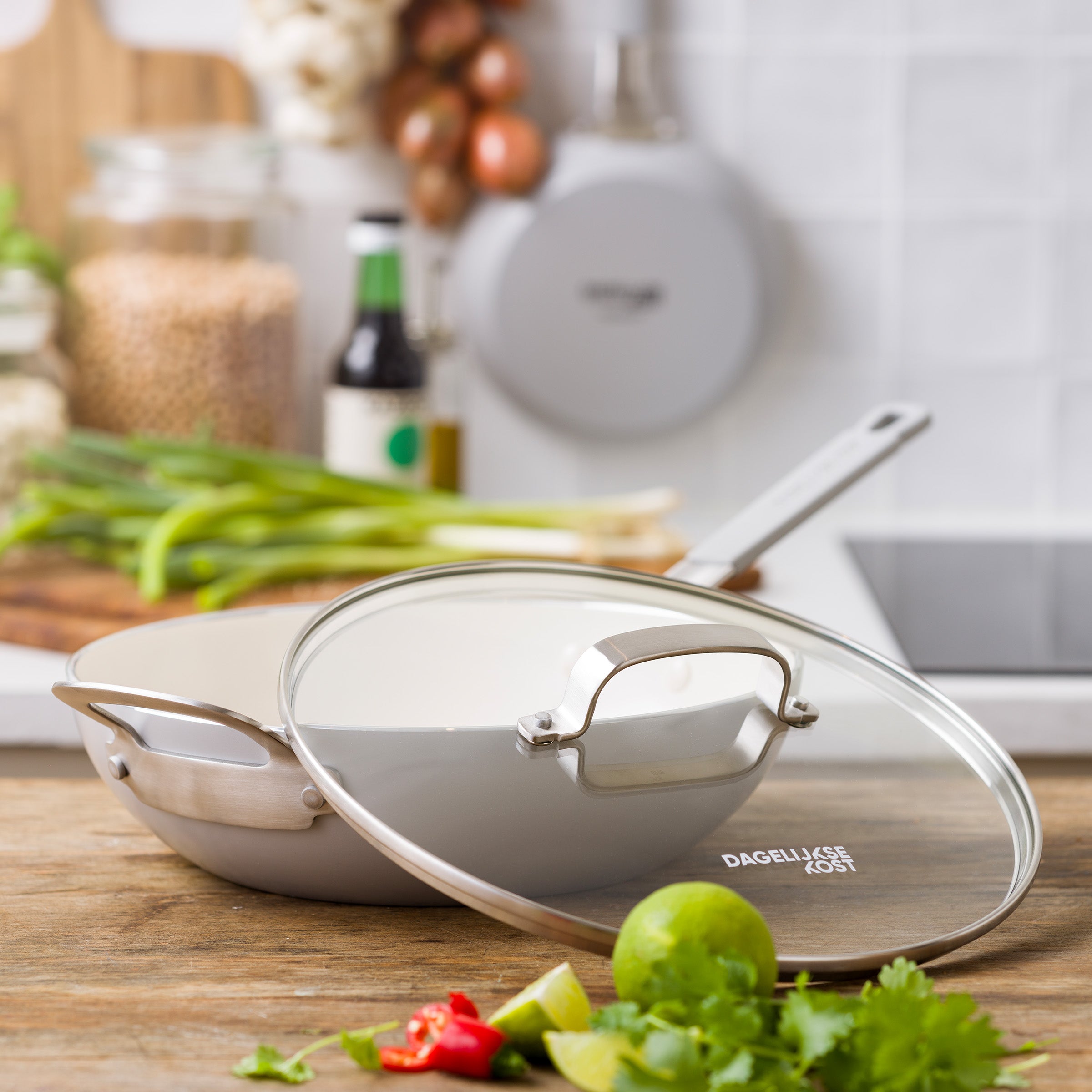 Dagelijkse kost pasta pan / wok met deksel 28cm