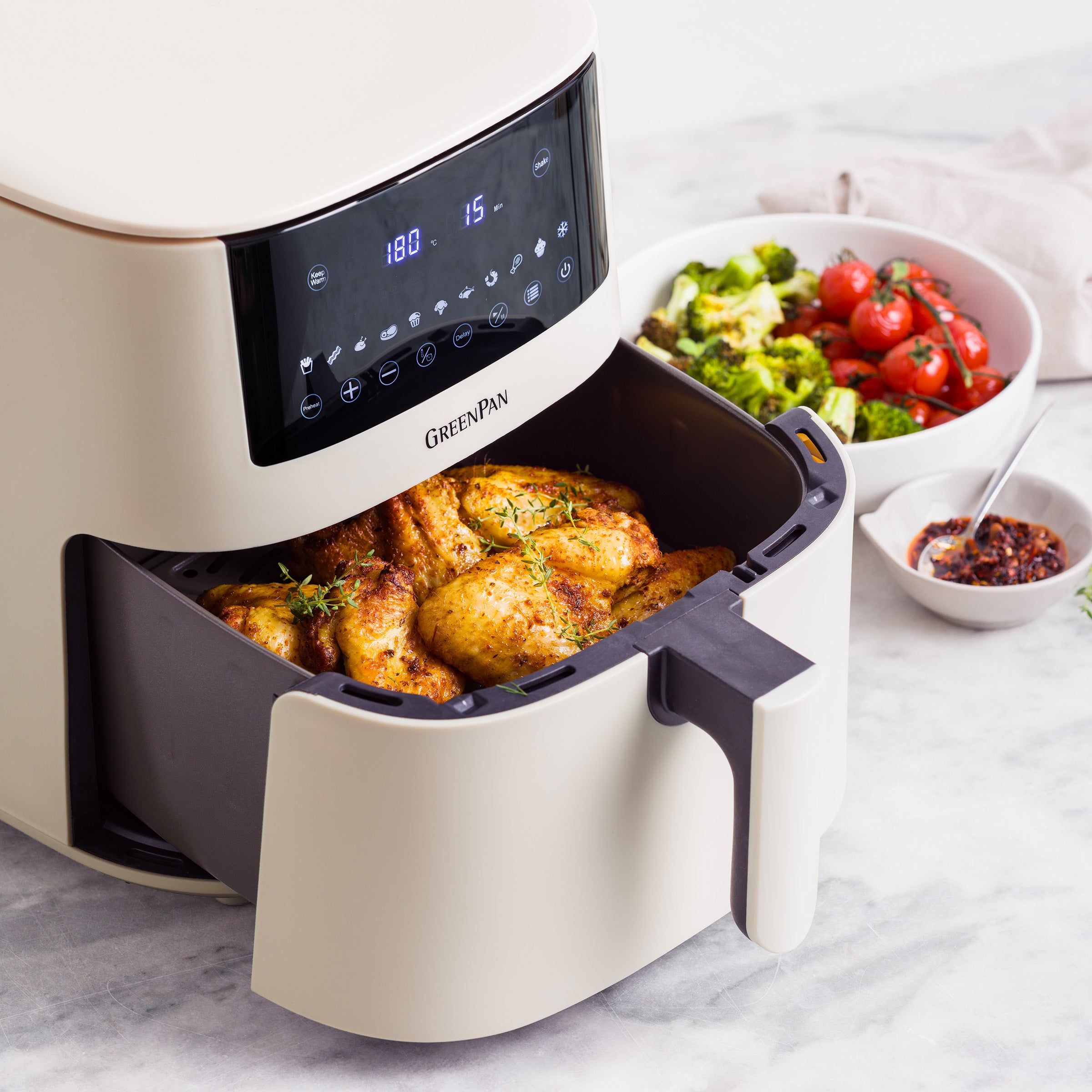 GreenPan Bistro XXL Airfryer - Cream - PFAS-VRIJE keramische antiaanbaklaag - 7,2L mand - 11 presets