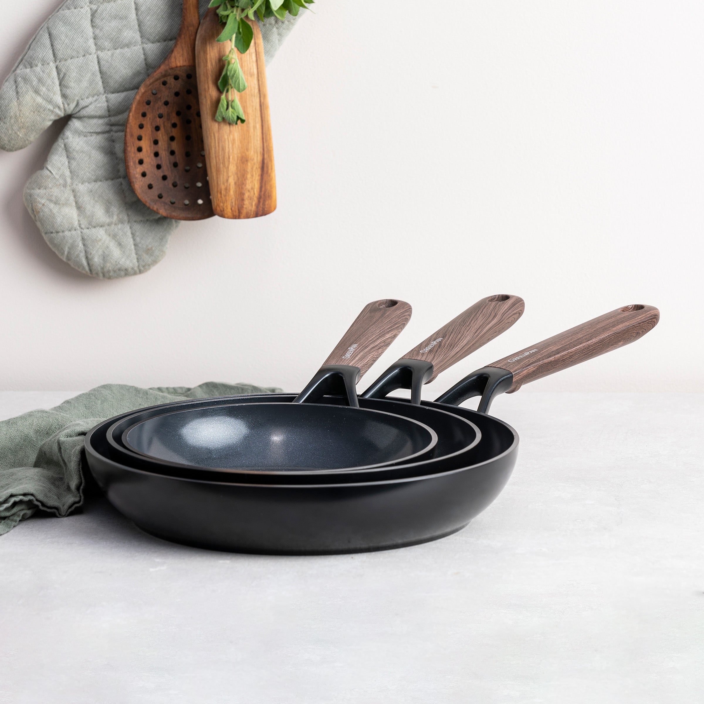 Eco-Smartshape Braadpan Dark Wood 24cm zwart collectie