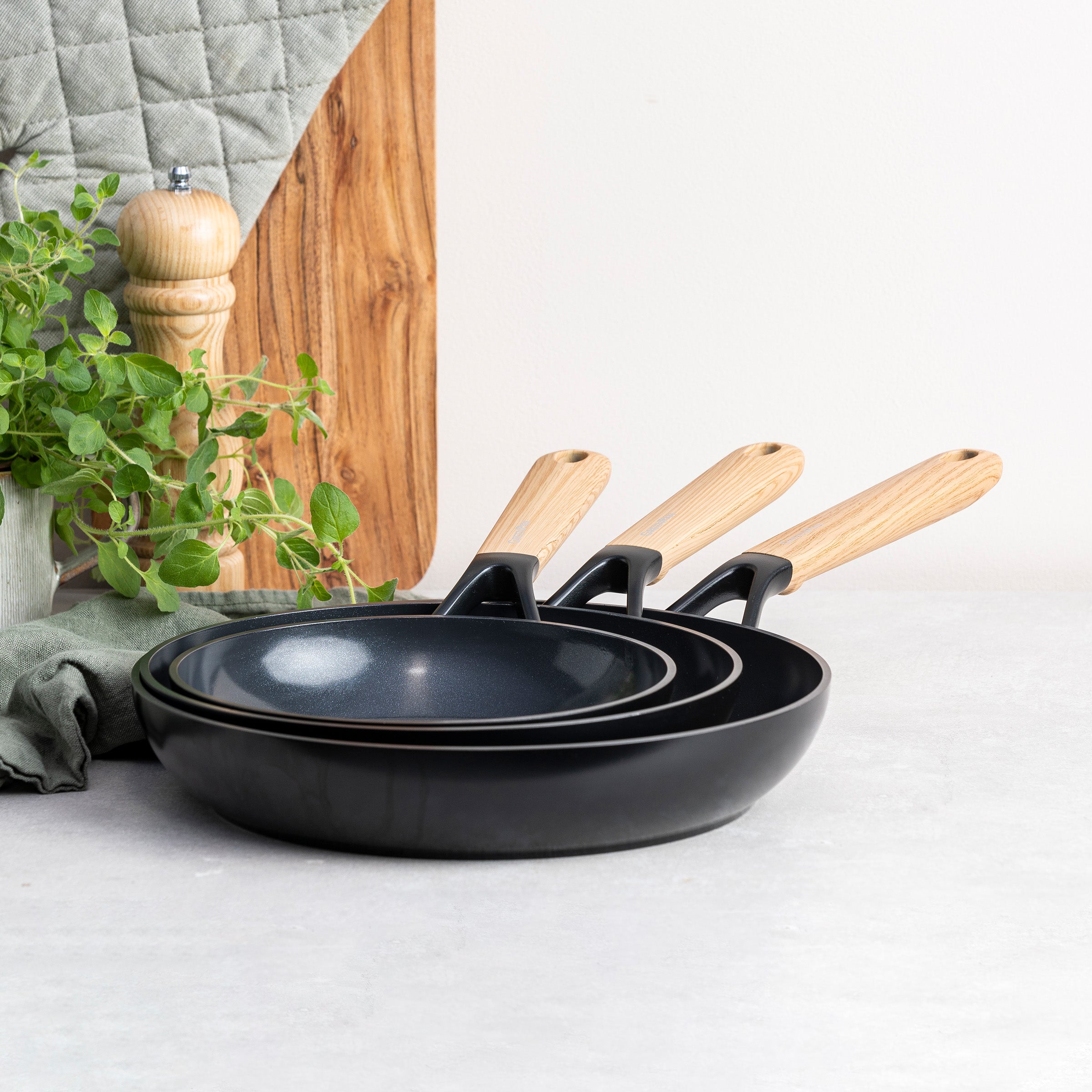Eco-Smartshape  Grillpan Light Wood 28cm zwart collectie