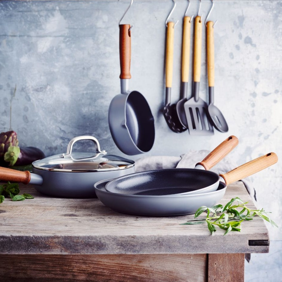 Mayflower Pro Braadpan 20cm grijs collectie