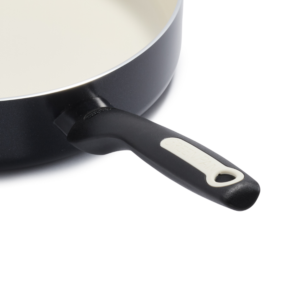 Rio Zwart Stoofpan met deksel 30cm handvat