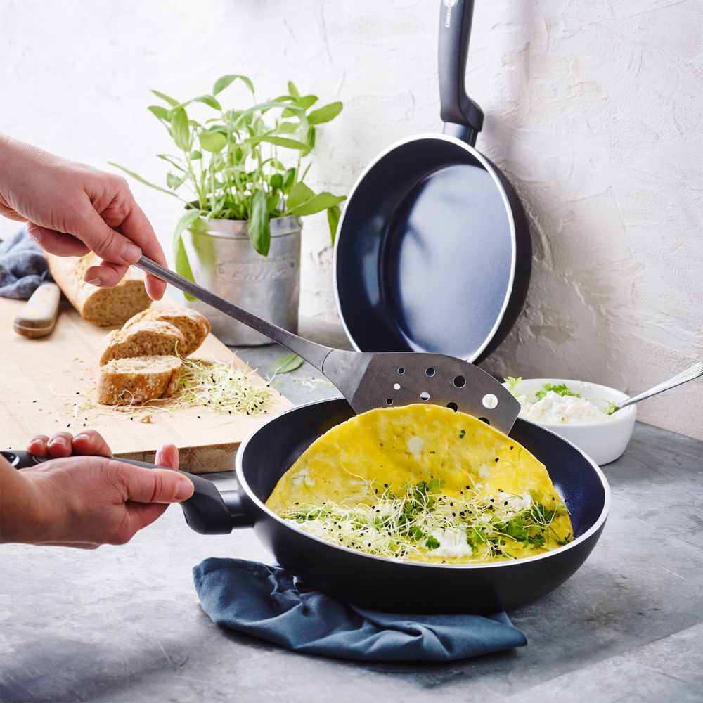 Torino 3-delige Braadpannenset 20+24+28cm zwart met eten