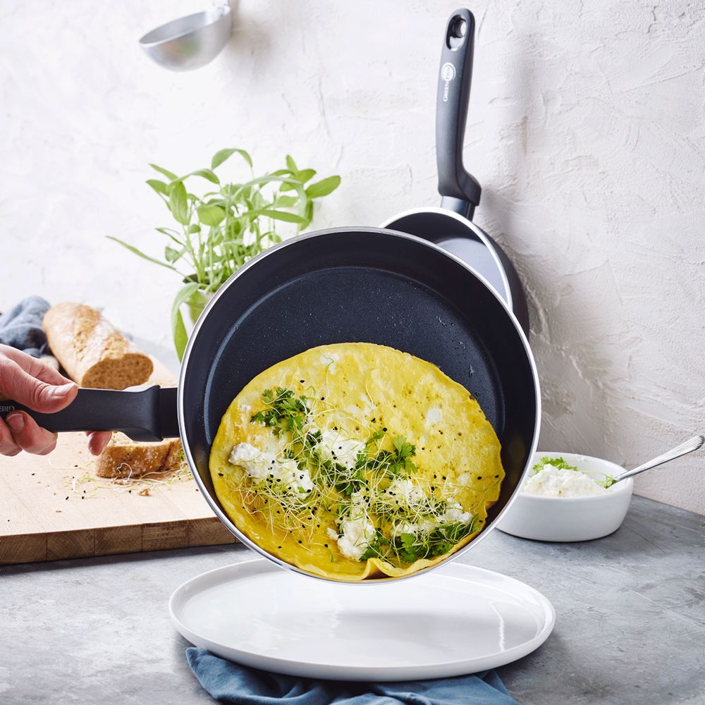 Torino 3-delige Braadpannenset 20+24+28cm zwart met eten