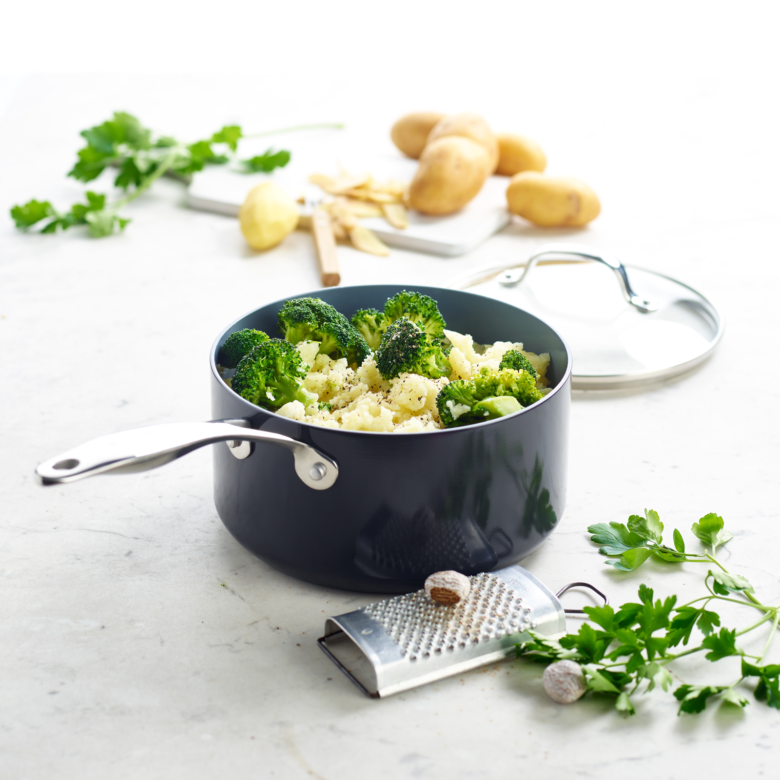 Venice Pro Steelpan met deksel 18cm grijs met broccoli en bloemkool