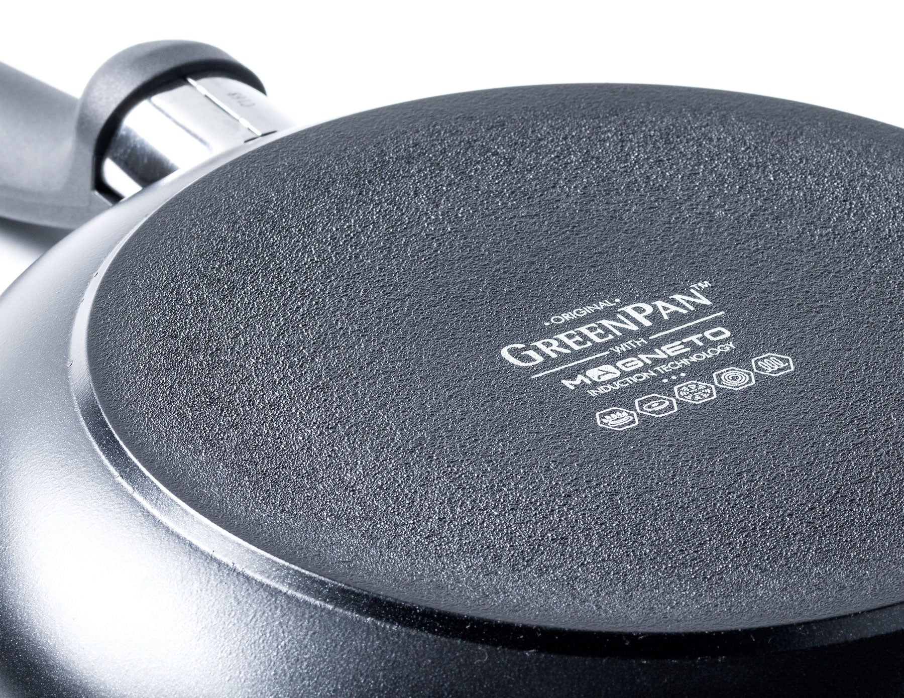 Cambridge Black Braadpan 32cm zwart  onderaanzicht